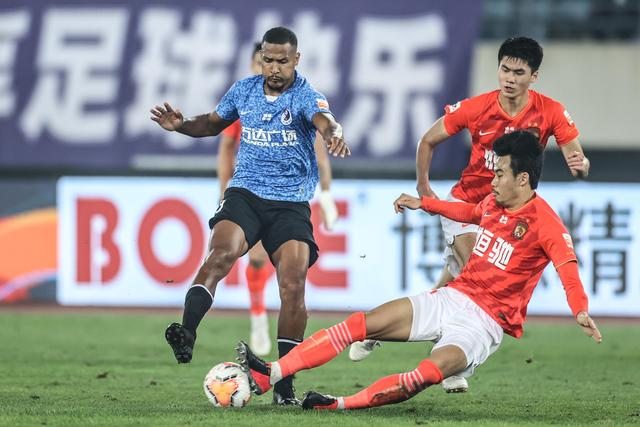 原来是他！皇马官方：以1.5亿欧报价小蜘蛛 已被马竞拒绝